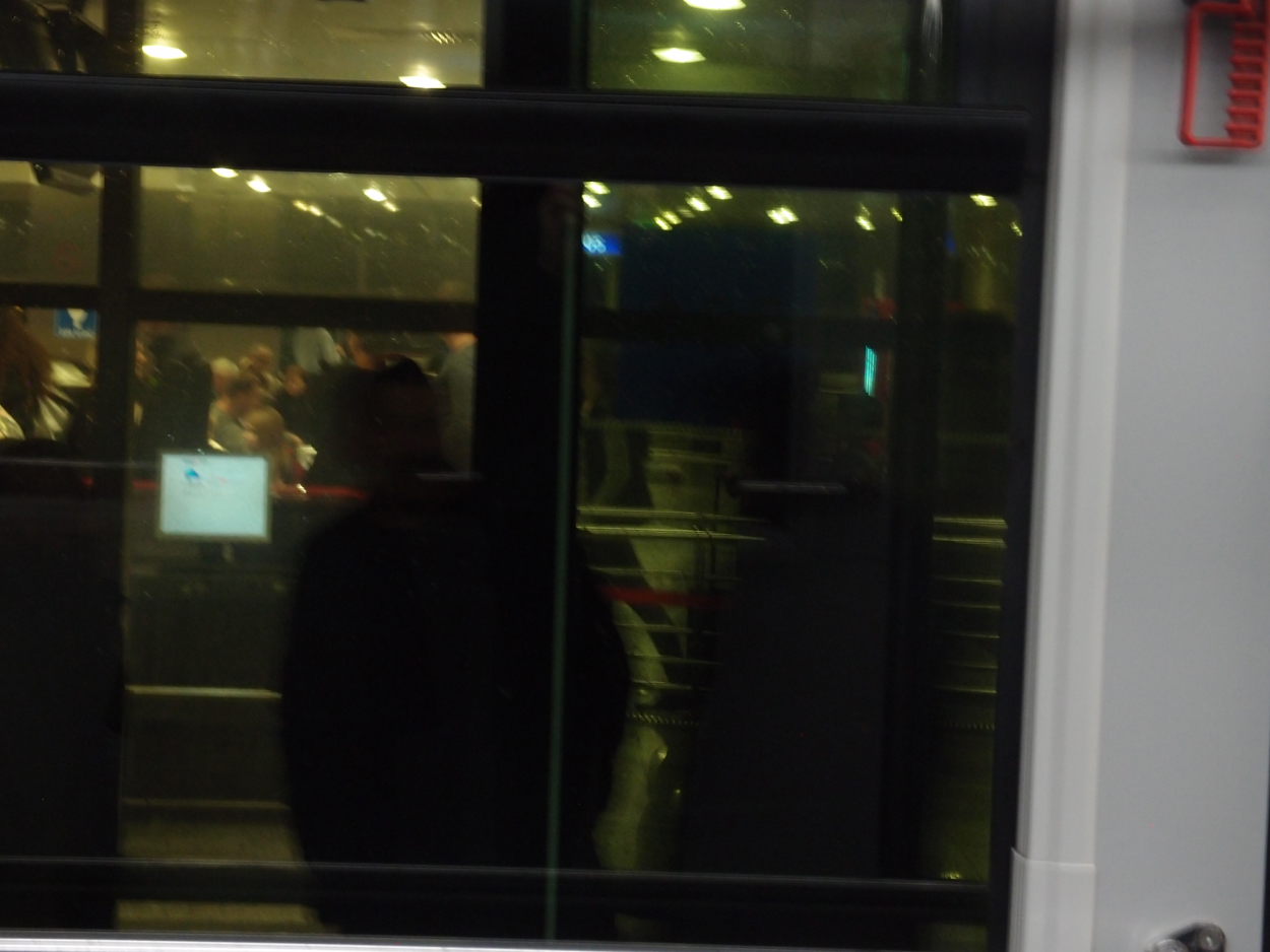 2018-01-13 1 Uhr - Sabiha Gökçen Istanbul Flughafen (Im Bus) (Audio, Foto) 